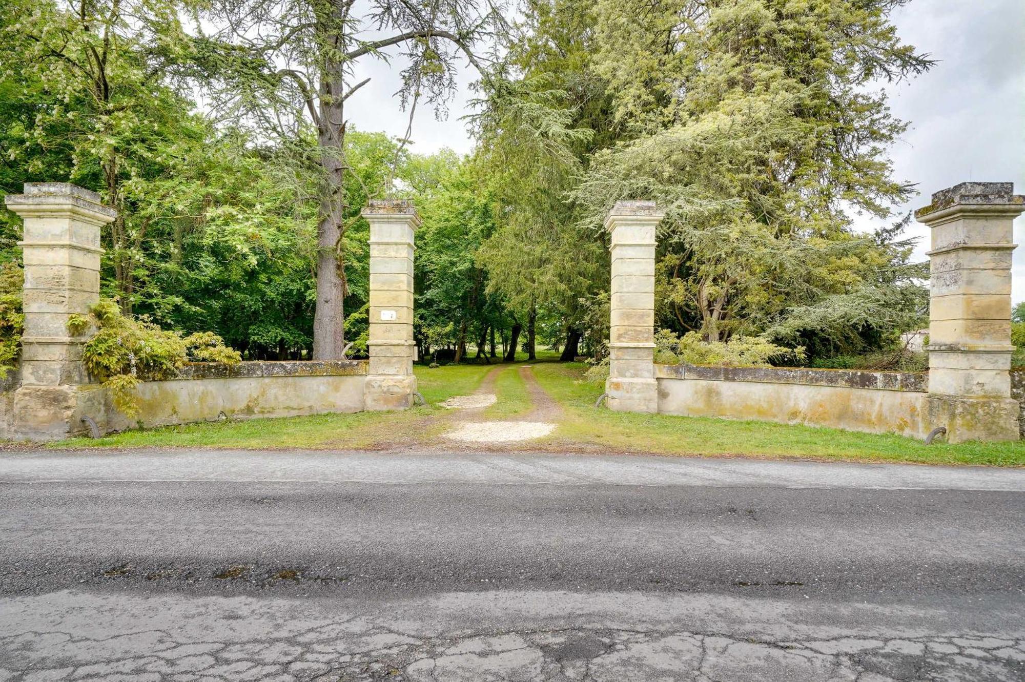 Chateau De Vidasse Pessac-sur-Dordogne Extérieur photo